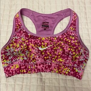 Nike pro sports bra